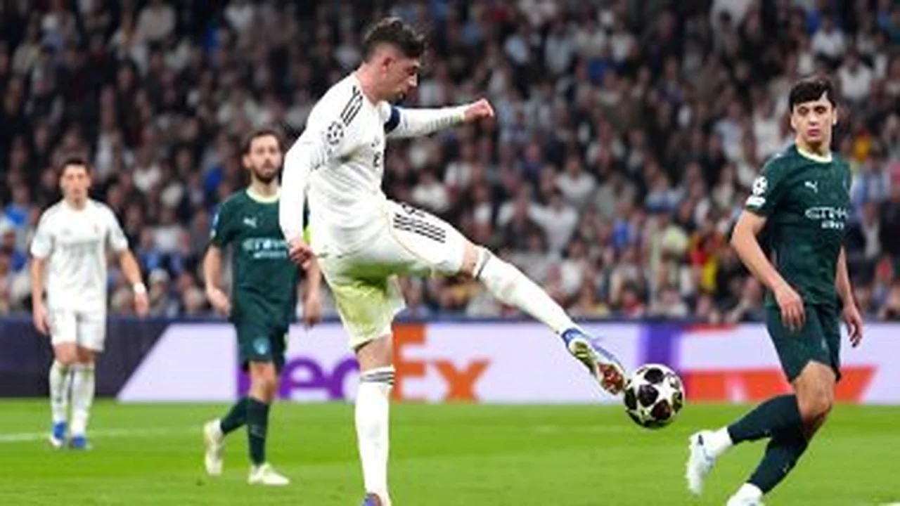 ريال مدريد يستقبل إلتشي لمطاردة برشلونة في الدوري الإسباني